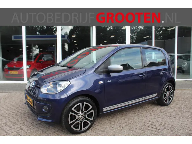 Volkswagen up! 1.0 CLUB high up! BlueMotion 2015 Benzine