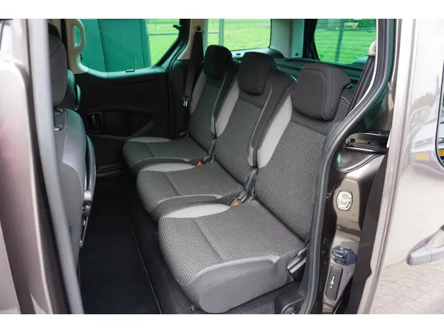 Peugeot Partner Tepee 1.2 PureTech Active 2016 Benzine 8