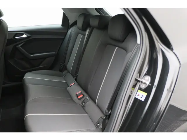 Audi A1 Sportback 25 TFSI Pro Line 2020 Benzine 12