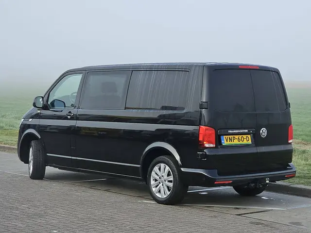 Volkswagen Transporter 2.0 TDI 2022 Diesel 6