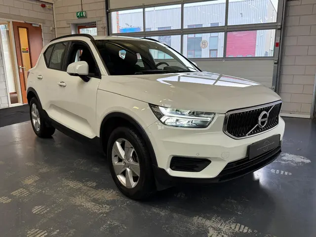 Volvo XC40 1.5 T2 Momentum Automaat 2021 Benzine 3