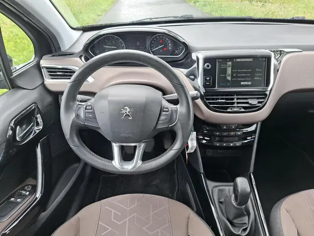 Peugeot 2008 1.2 VTi Active van 1e eigenaar❗ 2013 Benzine 19