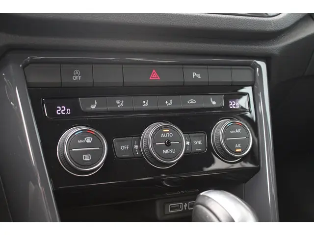 Volkswagen T-Roc 1.5 TSI Sport 2020 Benzine 27