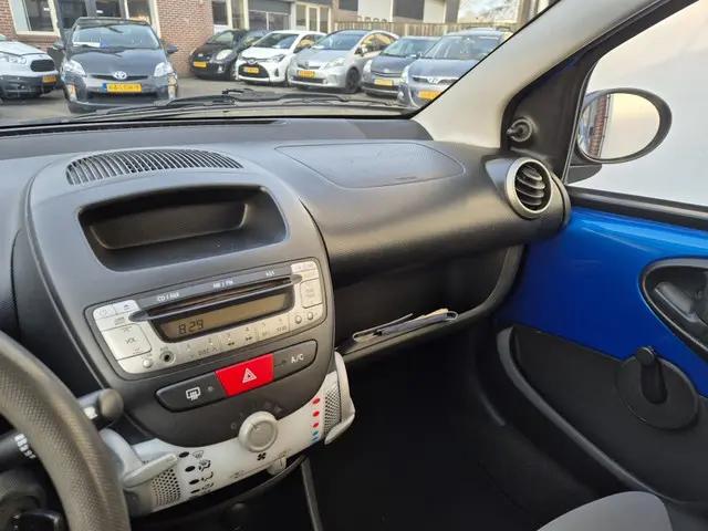 Peugeot 107 1.0 Access Accent Airco 2013 Benzine 5