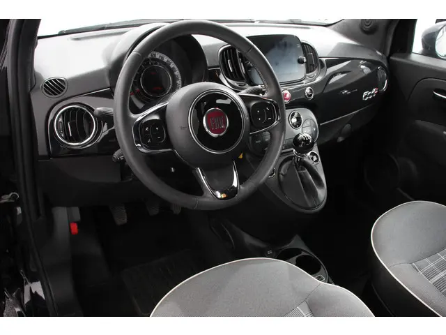 Fiat 500C 1.0 70pk MHEV Lounge Plus 2021 Benzine 2