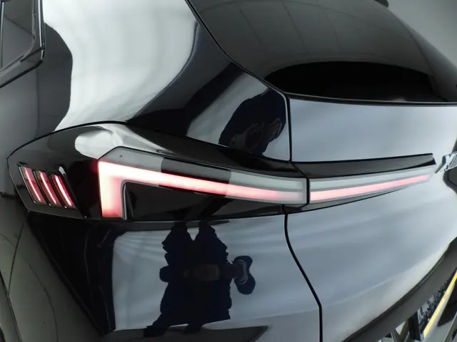 BMW XM 50e 2024 Hybride Benzine 44