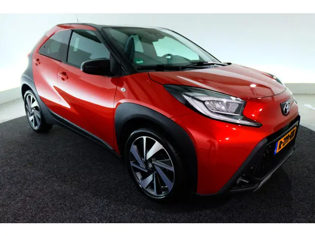 Toyota Aygo X 1.0 VVT-i MT Envy 2022 Benzine 23