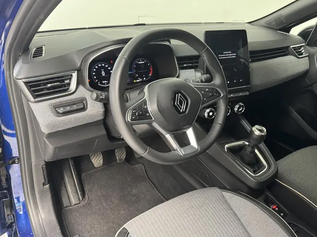 Renault Clio 1.0 TCe 90 GPF techno 2023 Benzine 26