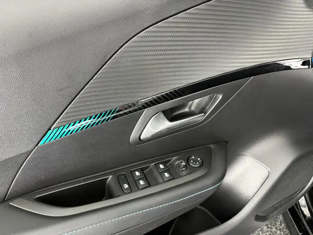 Peugeot 208 1.2 PureTech Allure 2020 Benzine 27