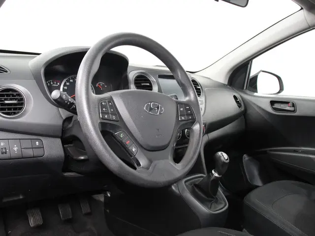 Hyundai i10 1.0i Comfort 2018 Benzine 2