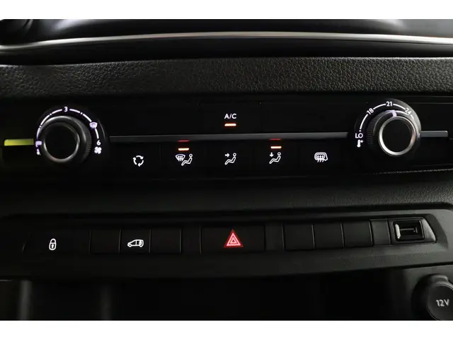 Peugeot Expert 2.0 BlueHDI Standard Premium 2022 Diesel 19