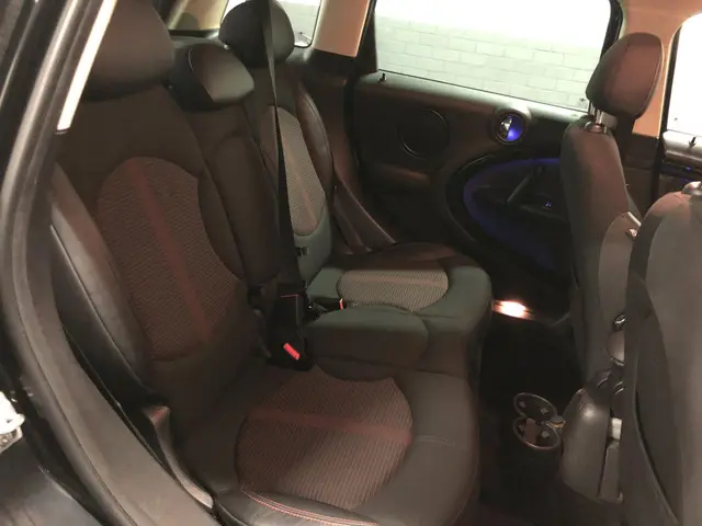 MINI Countryman Mini 1.6/NAVI/USB/PDC/TOPSTAAT! 2014 Benzine 29