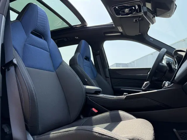 Lynk & Co 01 1.5 Aut. Hybrid 2024 Hybride Benzine 15