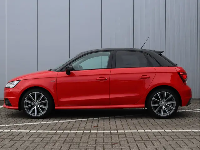 Audi A1 Sportback 1.0 TFSI Adrenalin 2015 Benzine 18