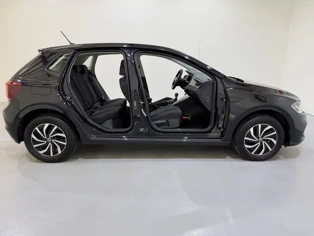 Volkswagen Polo VI HB 1.0 TSI Life 2023 Benzine 7