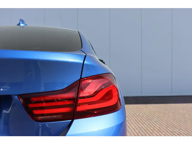 BMW 4 Serie Gran Coupé 418i High Executive 2021 Benzine 8