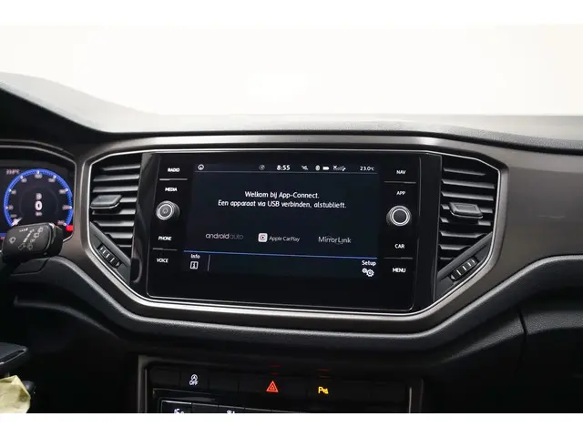 Volkswagen T-Roc 1,0 TSI Style [ACC, AC, LED] 2018 Benzine 21