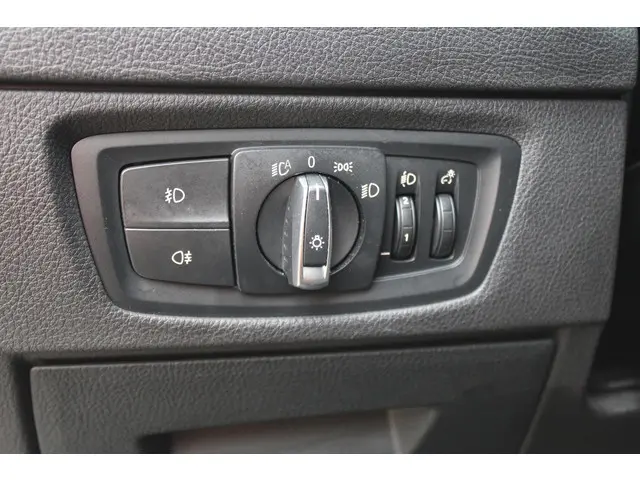 BMW 1 Serie 120i Sport Line 184PK 2018 Benzine 15