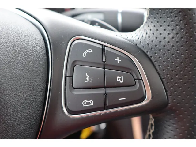 Mercedes-Benz A-Klasse 200 d Prestige 2016 Diesel 29