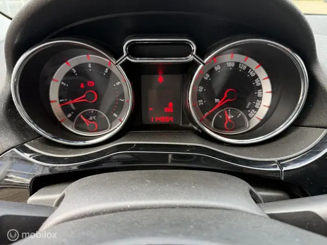 Opel ADAM 1.2 Airco cruisecontrol 2015 Benzine 14
