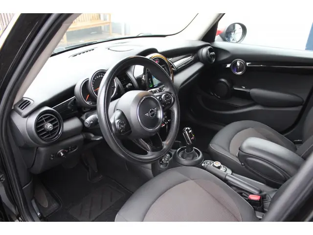 MINI One Mini 1.5 Business Plus Automaat 2019 Benzine 9