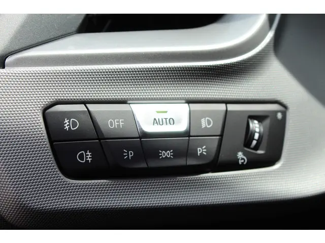 BMW 1 Serie 118i//Navi//Carplay//Trekhaak!! 2019 Benzine 7