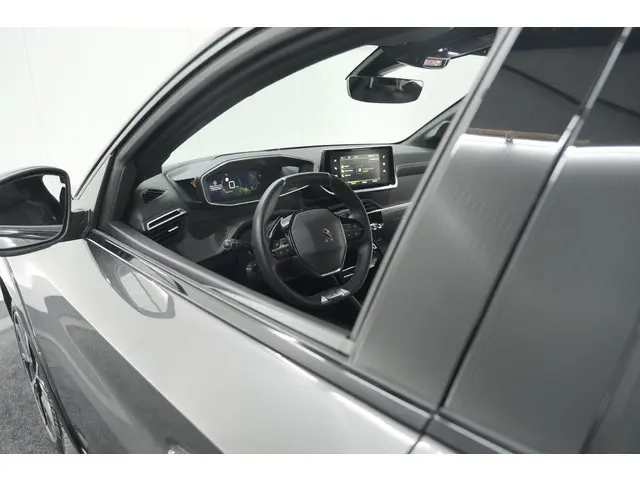 Peugeot 208 2