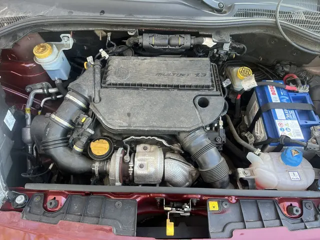 Fiat Fiorino 1.3 MJ SX automaat 2015 Diesel 10