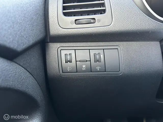 Kia Venga 1.4 CVVT Plus Pack 2013 Benzine 16