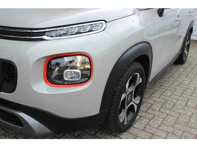 Citroën C3 Aircross 1.2 PureTech S&S Shine 2019 Benzine 25