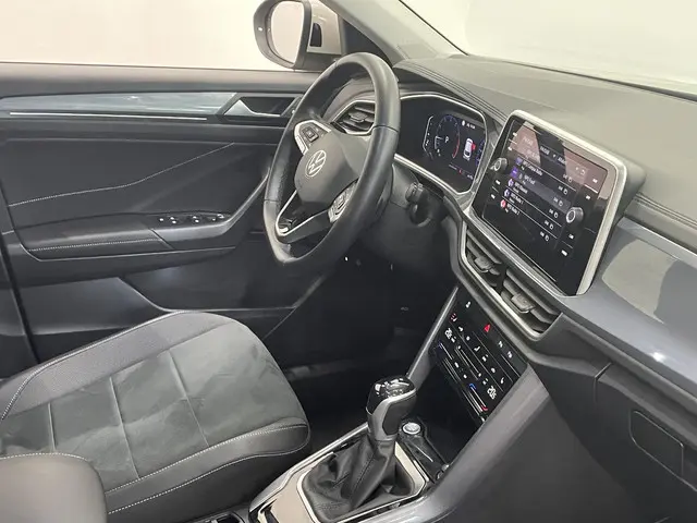Volkswagen T-Roc 1.5 TSI Style 2024 Benzine 34