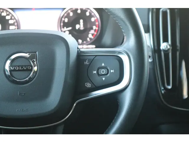 Volvo XC40 T4 Momentum 2019 Benzine 17