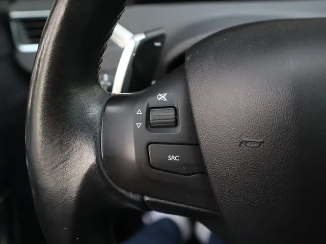 Peugeot 2008 1.2 PureTech Allure 2016 Benzine 27