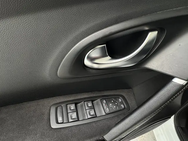 Renault Kadjar 1.3 TCe Black Edition 2021 Benzine 23