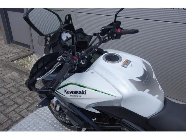 Kawasaki Versys 650 GRAND TOURER 2018 Benzine 21