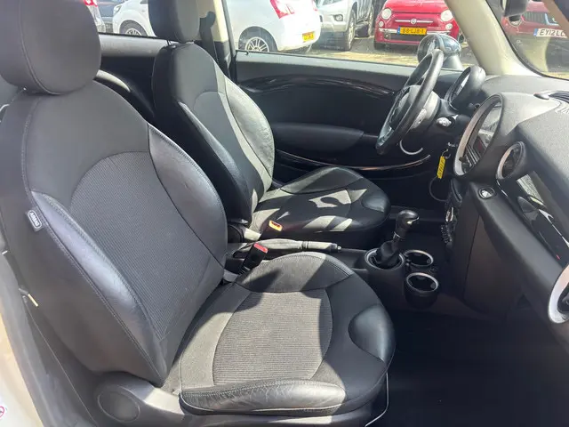 MINI Cooper Mini 1.6 Automaat 2012 Benzine 6