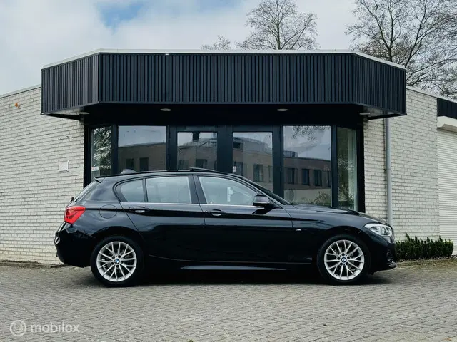 BMW 1 Serie 118i M Sport|PANO|CARPLAY|TREKHAAK| 2017 Benzine 5