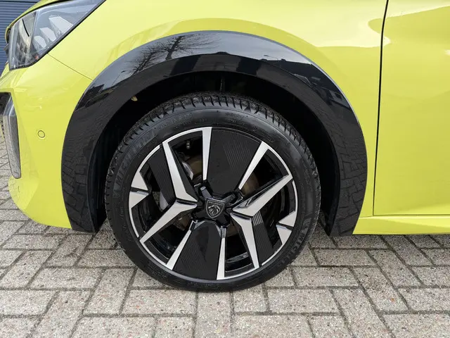 Peugeot e-208 EV GT 51 kWh 156 PK 2025 Elektrisch 46