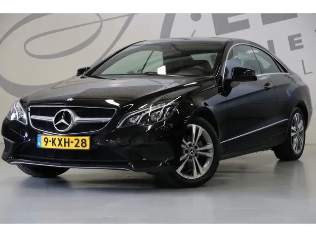 Mercedes-Benz E-Klasse Coupé 200 2013 Benzine