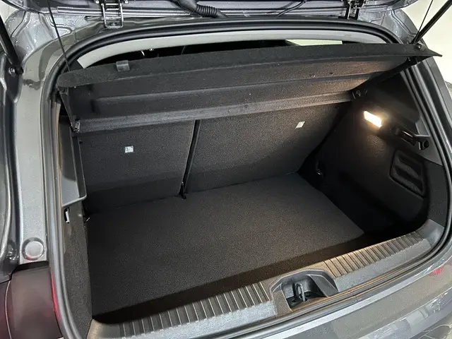 Mitsubishi Colt 1.6 HEV Intense 2026 Hybride Benzine 9