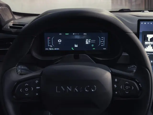 Lynk & Co 01 1.5 More 2025 Hybride Benzine 11