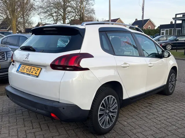 Peugeot 2008 1.2 Benzine Wit 2018 Automaat LED 2018 Benzine 6