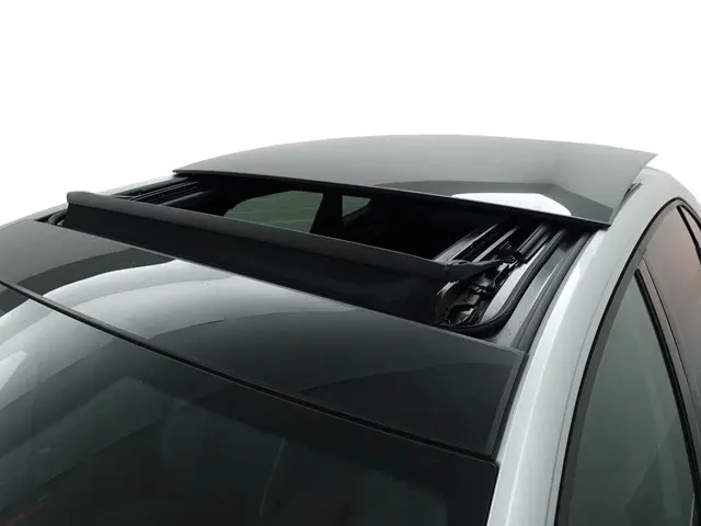 Volkswagen Taigo 1.0 TSI R-Line- 2023 Benzine 3