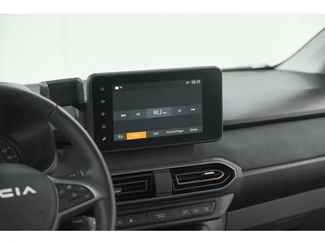 Dacia Jogger TCe 110 Extreme 2025 Benzine 64