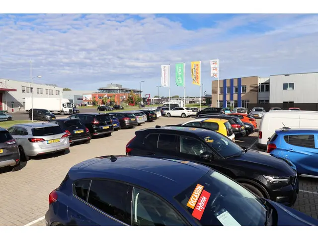 Lynk & Co 01 1.5 2023 Hybride Benzine 37
