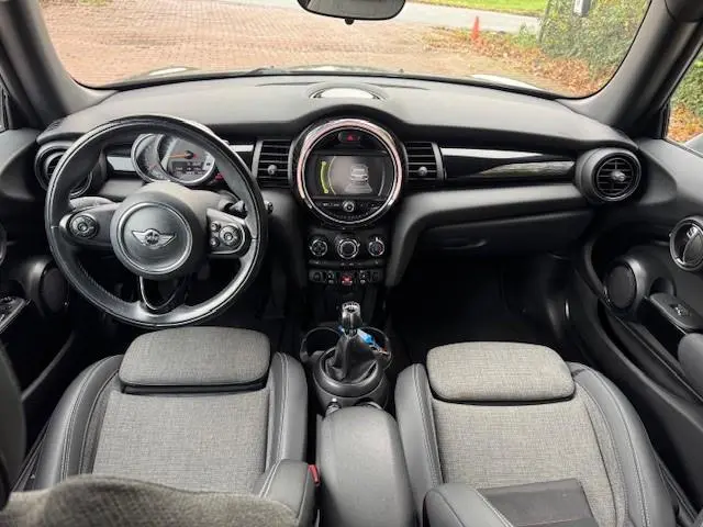 MINI One MINI 1.2 SALT BUSINESS/HLEER/NAV/PDC 2016 Benzine 7