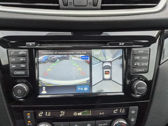 Nissan QASHQAI 1.2 Tekna 2015 Benzine 13