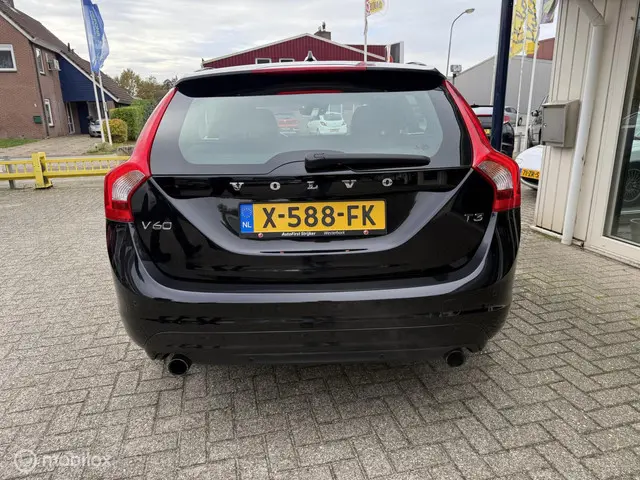 Volvo V60 1.6 T3 Momentum 2015 Benzine 4