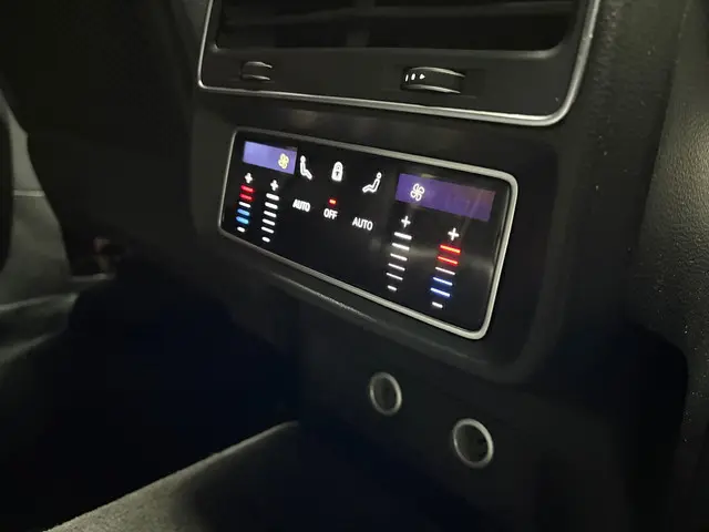 Audi RSQ8 4.0 TFSI quattro RS Seats Pano 2021 Benzine 13