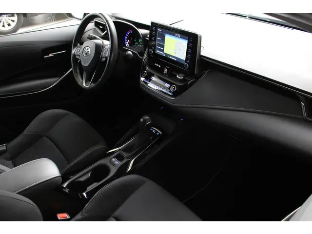 Toyota Corolla 1.8 Hybrid Dynamic 2020 Hybride Benzine 6